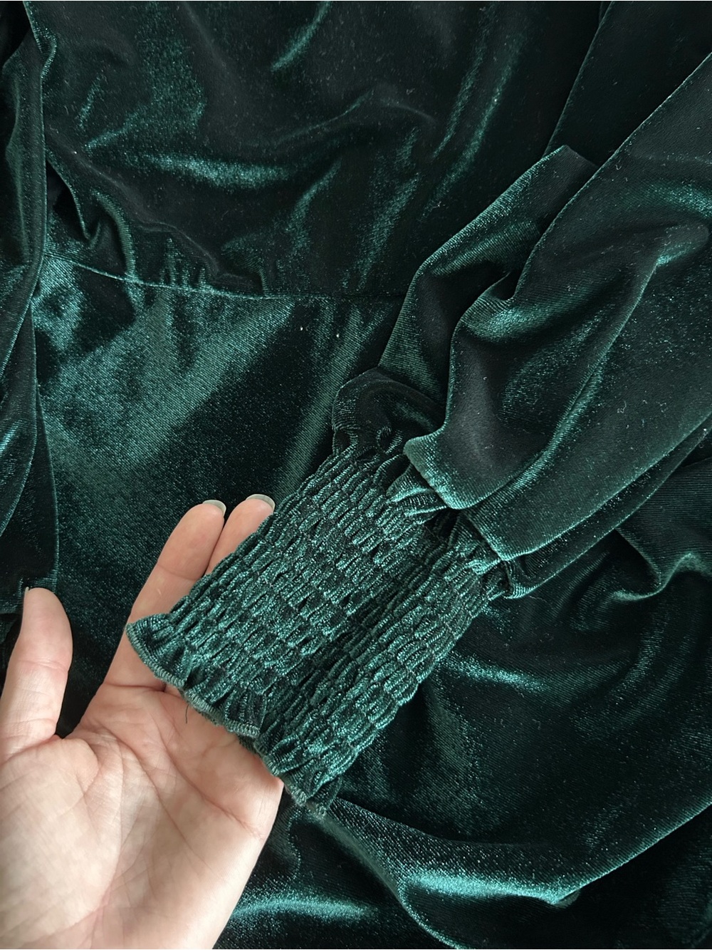 Velvet Long-Sleeve Green Cocktail Dress - Picture 5 of 6